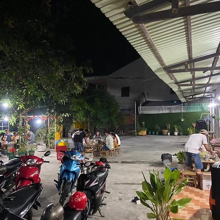 Hotel Nhà Nghĩ Gia An Lai Son Esterno foto