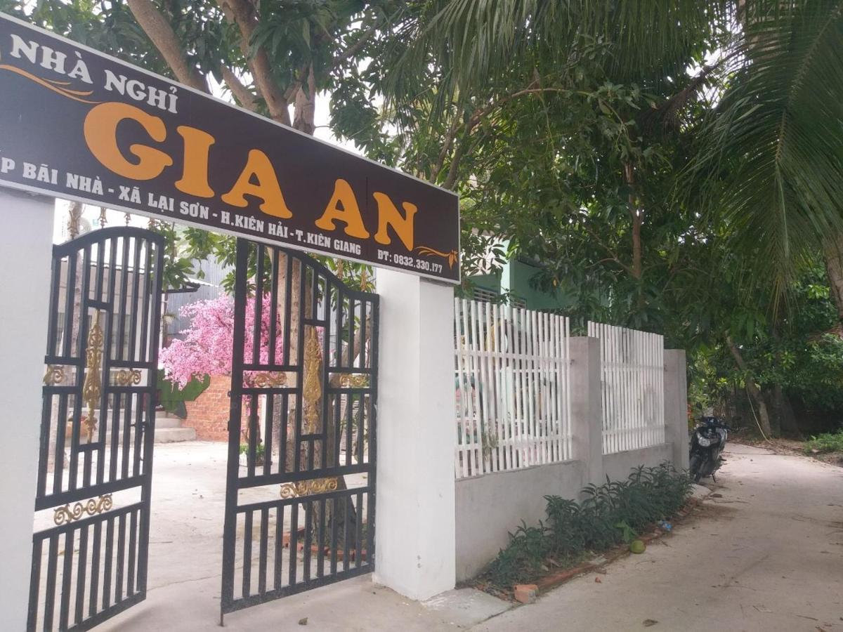 Hotel Nhà Nghĩ Gia An Lai Son Esterno foto